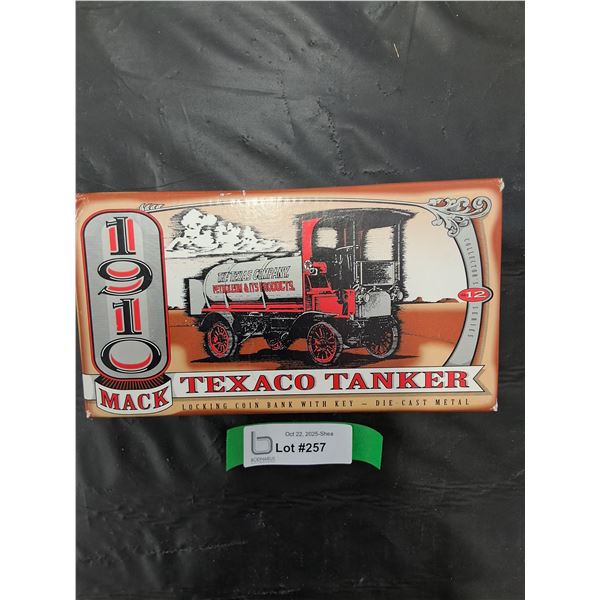 Texaco 1910 Mack Tanker