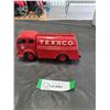 Image 3 : Texaco 1949 White Tilt Cab Truck