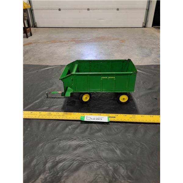 Tin ERTL John Deere Chuck Wagon Toy