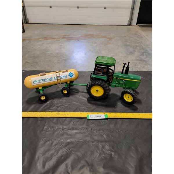 Die Cast John Deere Tractor with Anhydrous Ammonia Tank Toys