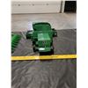 Image 5 : Die Cast ERTL John Deere Titan II Combine Toy