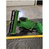 Image 6 : Die Cast ERTL John Deere  Turbo Combine Toy