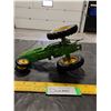 Image 5 : Die Cast John Deere Tractor Toy-missing exhaust stack