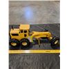 Image 1 : Tin Tonka Grader Toy