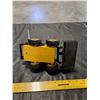 Image 6 : Die Cast New Holland Skid Steer Toy