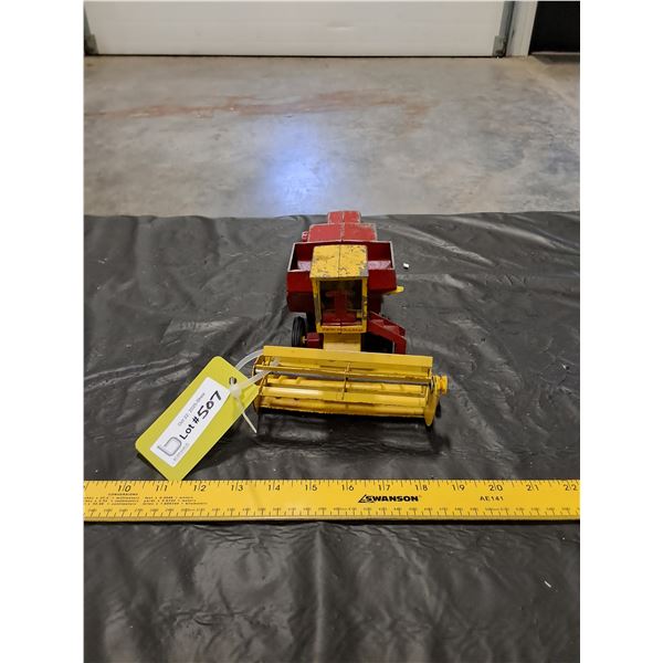 Die Cast New Holland Combine Toy