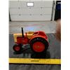 Image 4 : Die Cast Case 600 Tractor Toy