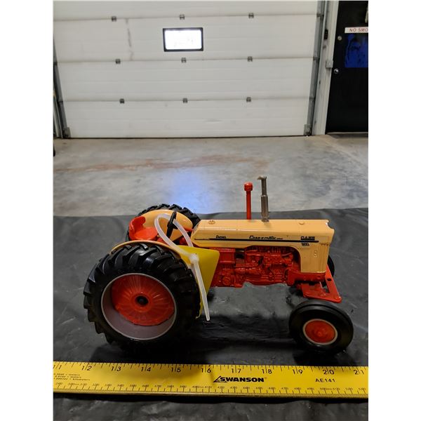 Die Cast Case 800 Diesel Tractor Toy