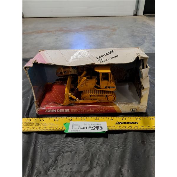 1/50 Die Cast John Deere Crawler Dozer Toy