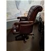 Image 2 : **Wood and Leather-Look Rolling Office Chair