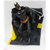 Image 1 : BATMAN FLAG + DARK KNIGHT ACTION FIGURE