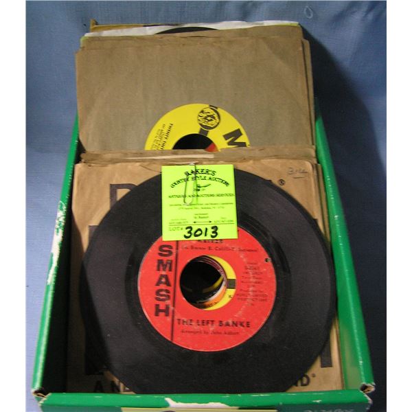 Mixed group of vintage 45 RPM records