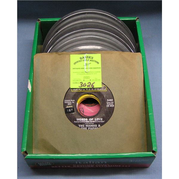 Mixed group of vintage 45 RPM records