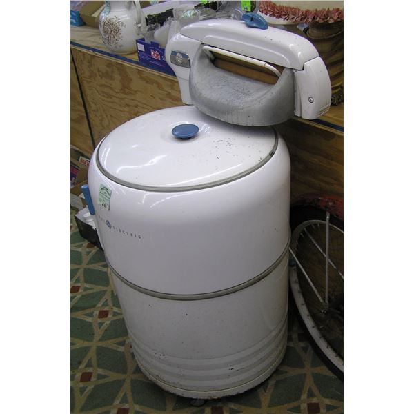 Antique GE washing machine circa 1930's