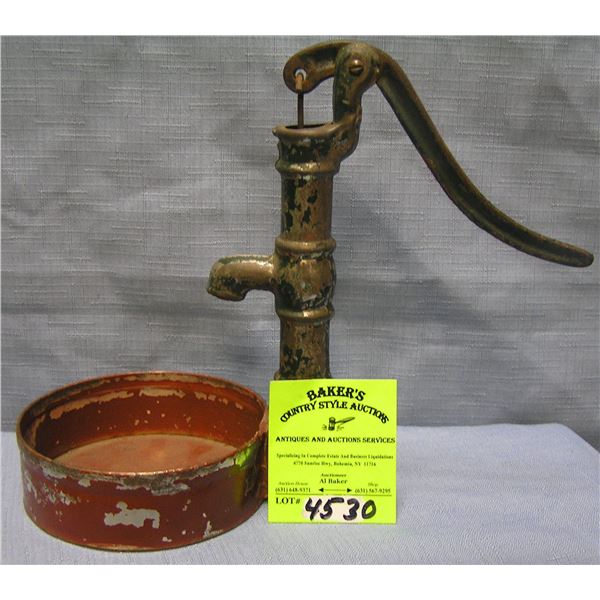 Hand crank water pump and well basin toy