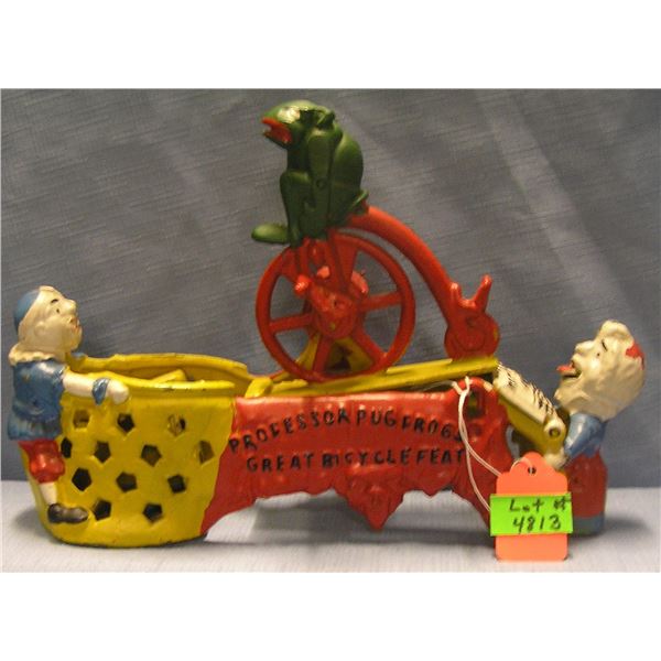 Professor Pugfrog mechanical bank