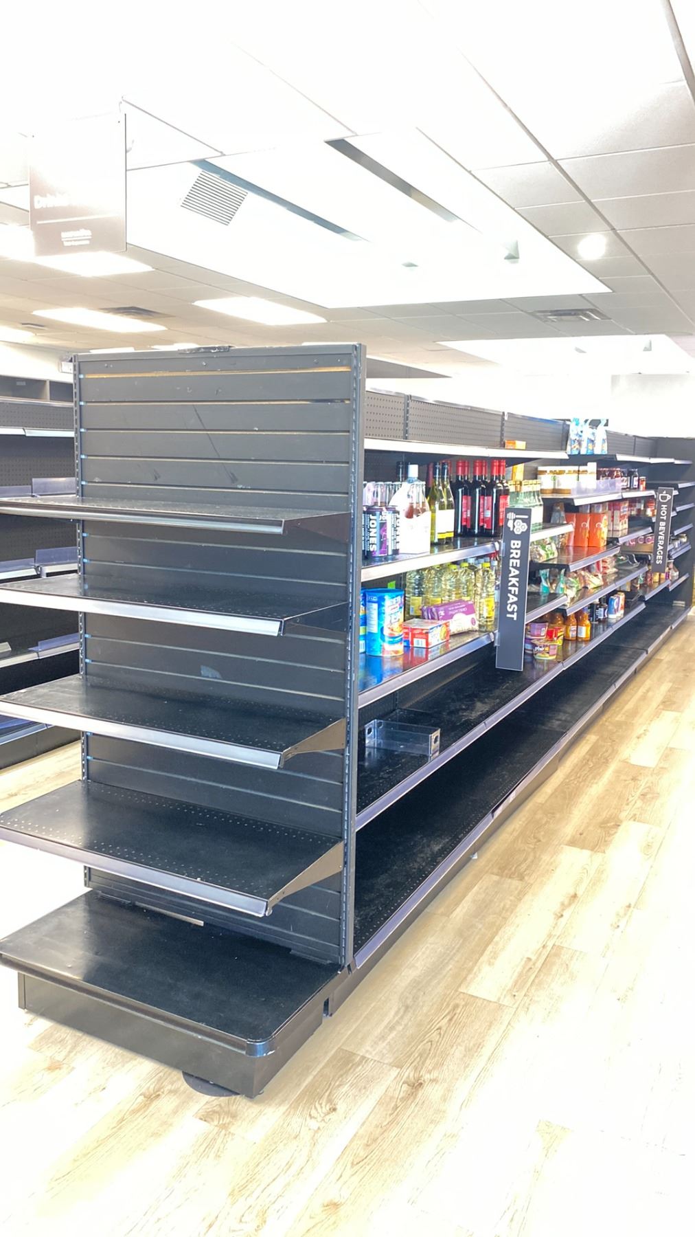 Mac Rac Racking MAC RAC MERCHANDISING COMMERCIAL DOUBLE SIDED GROCERY SHELVING SYSTEM ...