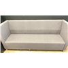 Image 2 : GREY FABRIC UPHOLSTERED  MODERN BENCH SEAT APPROX 87"L