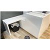 Image 1 : WHITE MODERN L-SHAPED COMMERCIAL CHECKOUT STAND APPROX 56"W X 49.2"D X 40"H