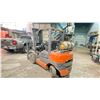Image 2 : HELI CPYD-30, 3-STAGE, 185"MAST, 5050 LIFTING CAPACITY, PROPANE, SOLID RUBBER TIRE, SIT DOWN,