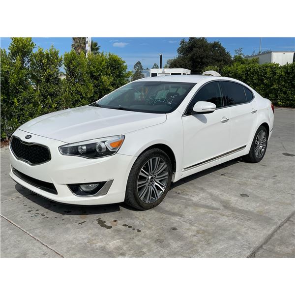 KIA CADENZA 2015 T-REPO 2 DAYS