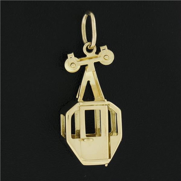 Vintage 18K Yellow Gold Polished Functional Lift Seat Top Wheels Charm Pendant