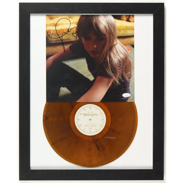TAYLOR SWIFT SIGNED AND FRAMED RECORD SLEEVE PRESENTATION PIECE - JSA COA