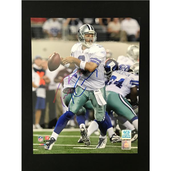 TONY ROMO SIGNED DALLAS COWBOYS 11 X 14 - GCG COA