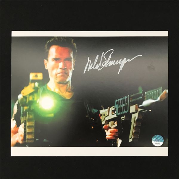 ARNOLD SCHWARZENEGGER SIGNED TERMINATOR 8X10 - KB COA