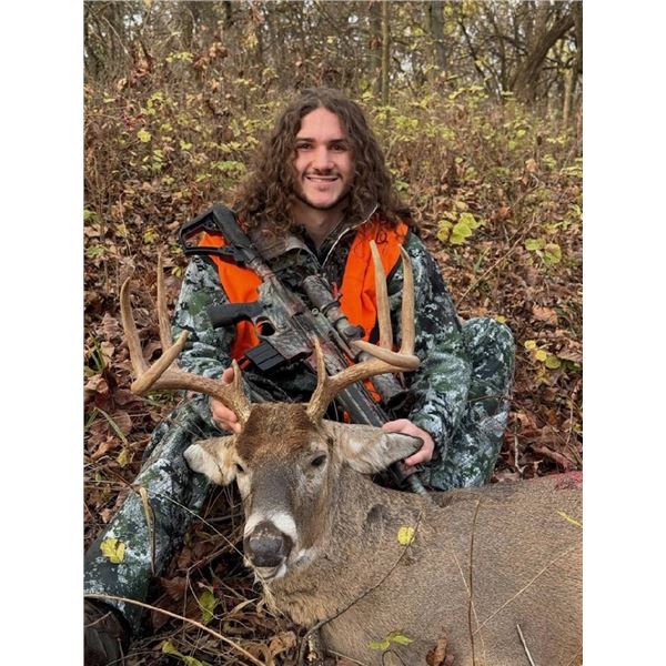 5-Day Missouri Archery Whitetail Hunt for 1 Hunter & 1 Non-Hunter