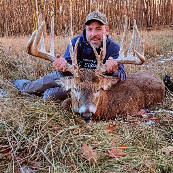 3-Day Wisconsin 200" Whitetail Hunt for 1 Hunter