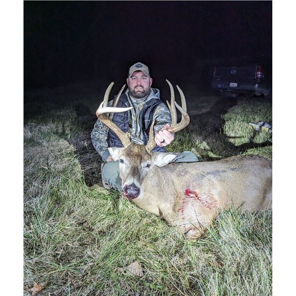 Hunger Relief Benefit Hunt Illinois Archery Whitetail Deer Hunt + Cross Bow  from  Monarch Rivers