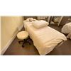 Image 1 : ELECTRIC MULTI-ADJUSTABLE COMMERCIAL ESTHETICIANS MASSAGE BED WITH PILLOW, HEADREST, BLANKETS &