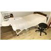 Image 1 : ELECTRIC MULTI-ADJUSTABLE COMMERCIAL ESTHETICIANS MASSAGE BED WITH PILLOW, HEADREST, BLANKETS &