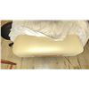 Image 2 : ELECTRIC MULTI-ADJUSTABLE COMMERCIAL ESTHETICIANS MASSAGE BED WITH PILLOW, HEADREST, BLANKETS &