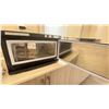 Image 2 : BLACK RTD-16A COMMERCIAL ELECTRIC COUNTERTOP ESTHETICIANS TOWEL WARMER / STERILIZER