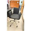 Image 8 : OFFICE DESK, 4 ROLLING OFFICE CHAIRS, BOX OF ASSORTED ITEMS, CONTENTS OF FRONT DESK DRAWERS &
