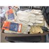 Image 1 : Box Of Work Gloves