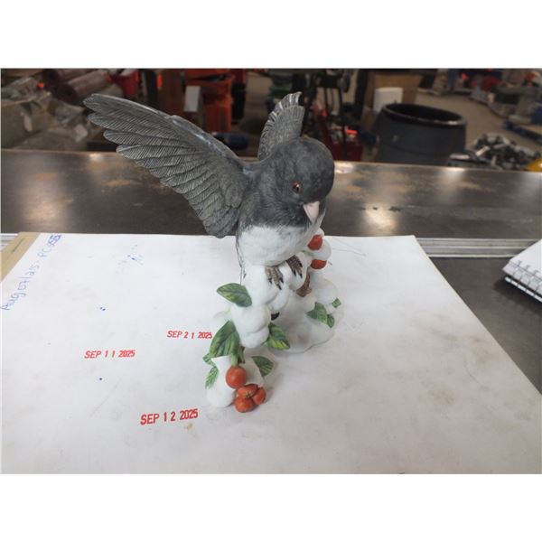 Dark-eyed Junco By Lenox