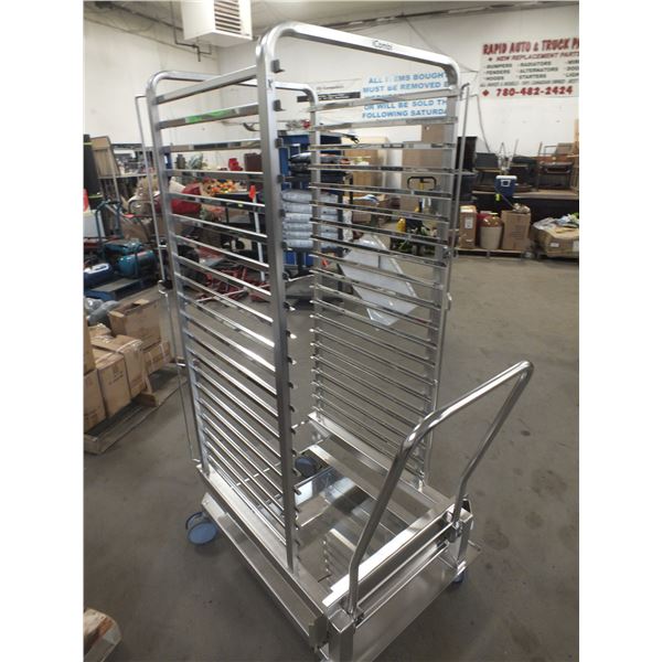 Baker Tray Rack On Wheels