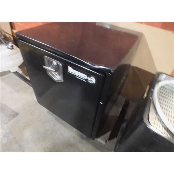 Buyers Job Box w/ Keys