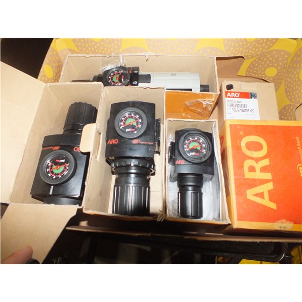 Box Of Ingersoll Rand Compressor Gauges