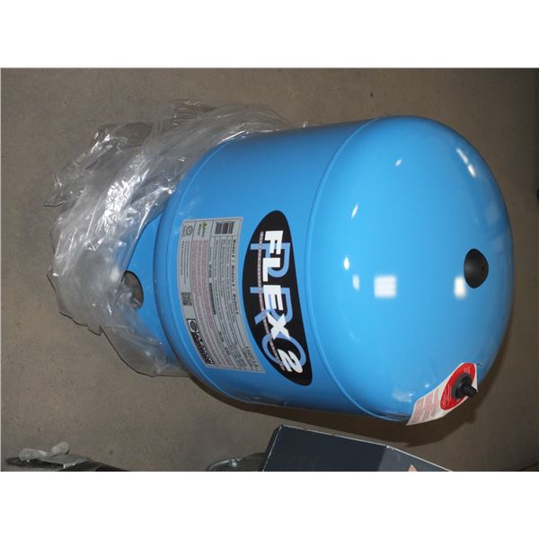 14 gal Flex z Pressure Tank