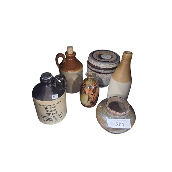 Collection of ceramic pottery 6 pieces