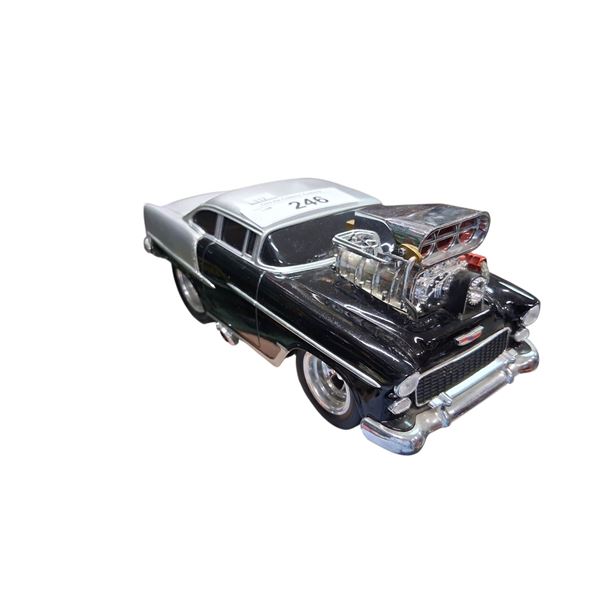 1:18 scale Muscle Machines 55 Chevy die cast car