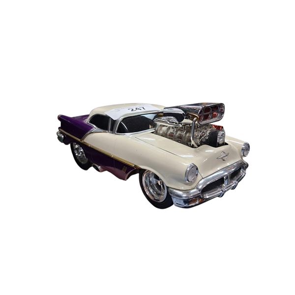 1:18 scale 1956 Olds 88 Muscle Machines die cast car
