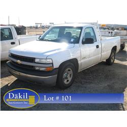 2001 CHEVROLET C1500 REGULAR CAB,