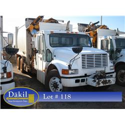 2002 INTERNATIONAL 4900 REFUSE TRUCK,