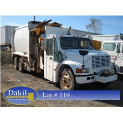 2002 INTERNATIONAL 4900 REFUSE TRUCK,