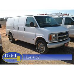 1999 CHEVROLET 3500 EXPRESS VAN,
